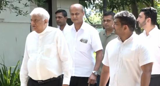 Democracy Like UK, But No One’s Voting – Ranil